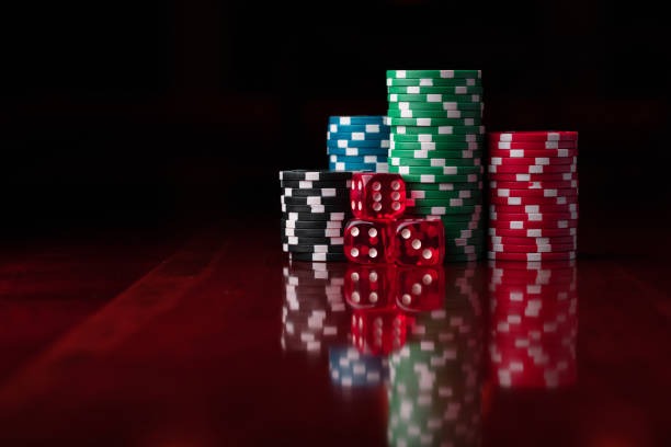 ibetoto platform overview showing football markets, live-dealer tables, and slot games