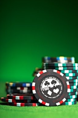 French Roulette wheel layout showing single-zero pocket and numbered sections